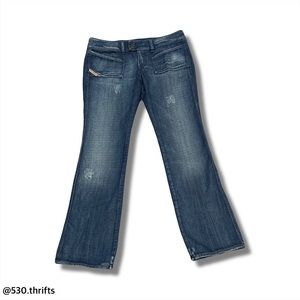 New DIESEL Women’s Low-Waisted Jeans